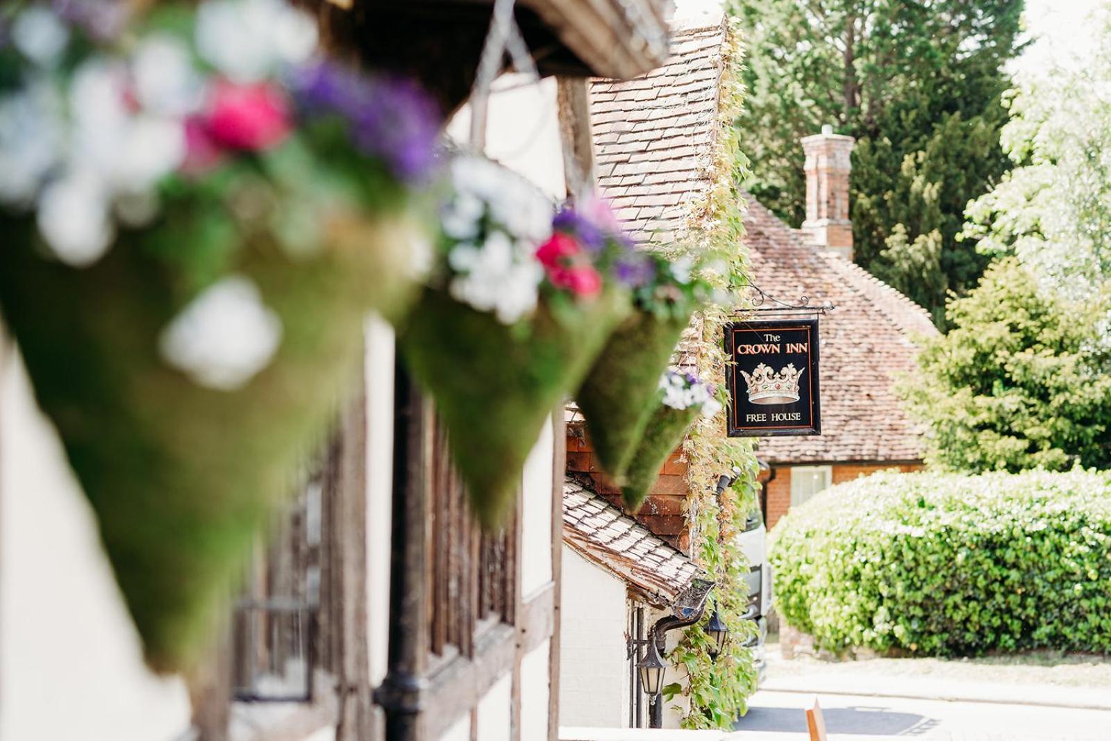 The Crown Inn チディングフォールド エクステリア 写真